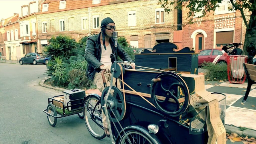 marcel-la-manivelle-r